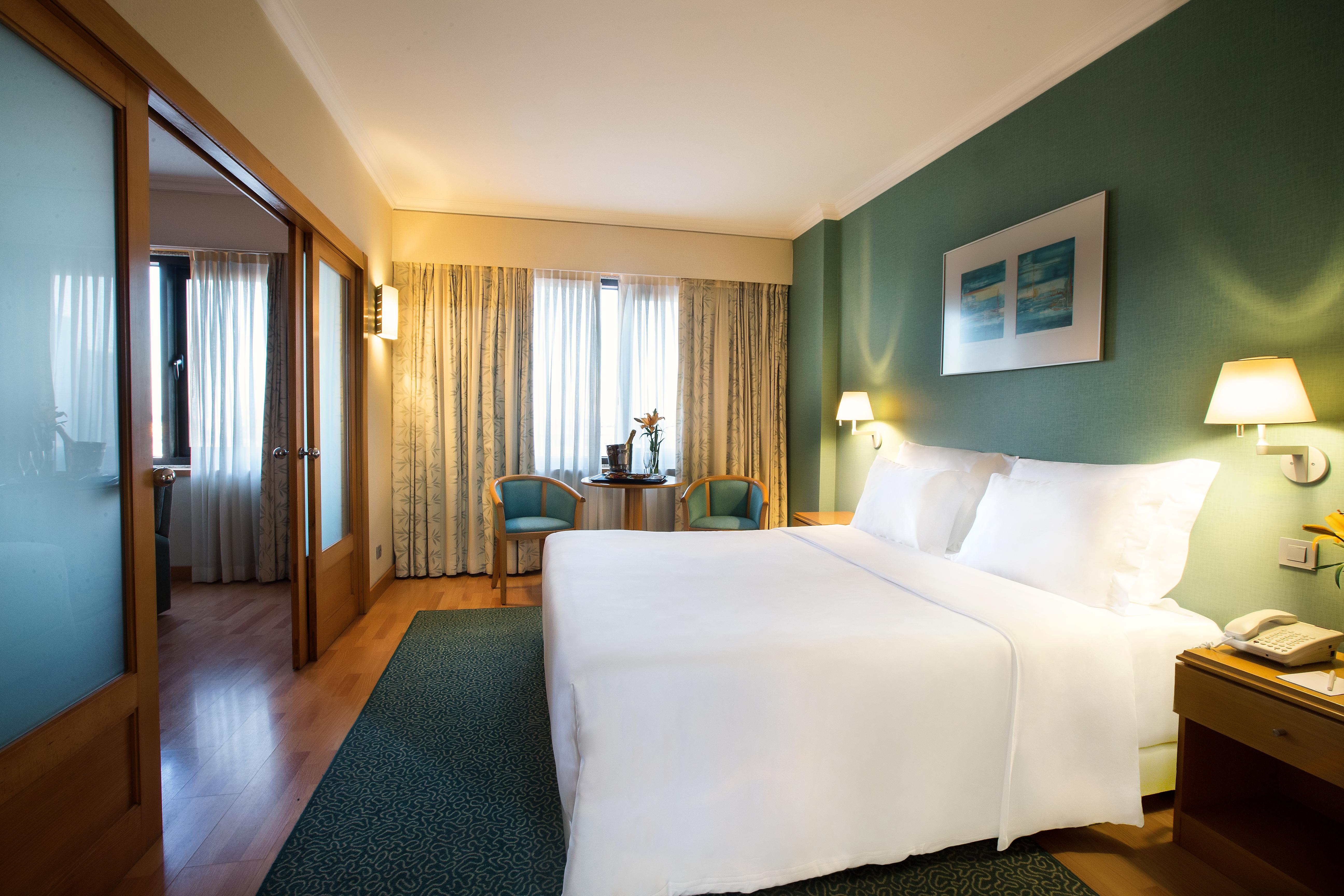 Hotel Sana Metropolitan 4*