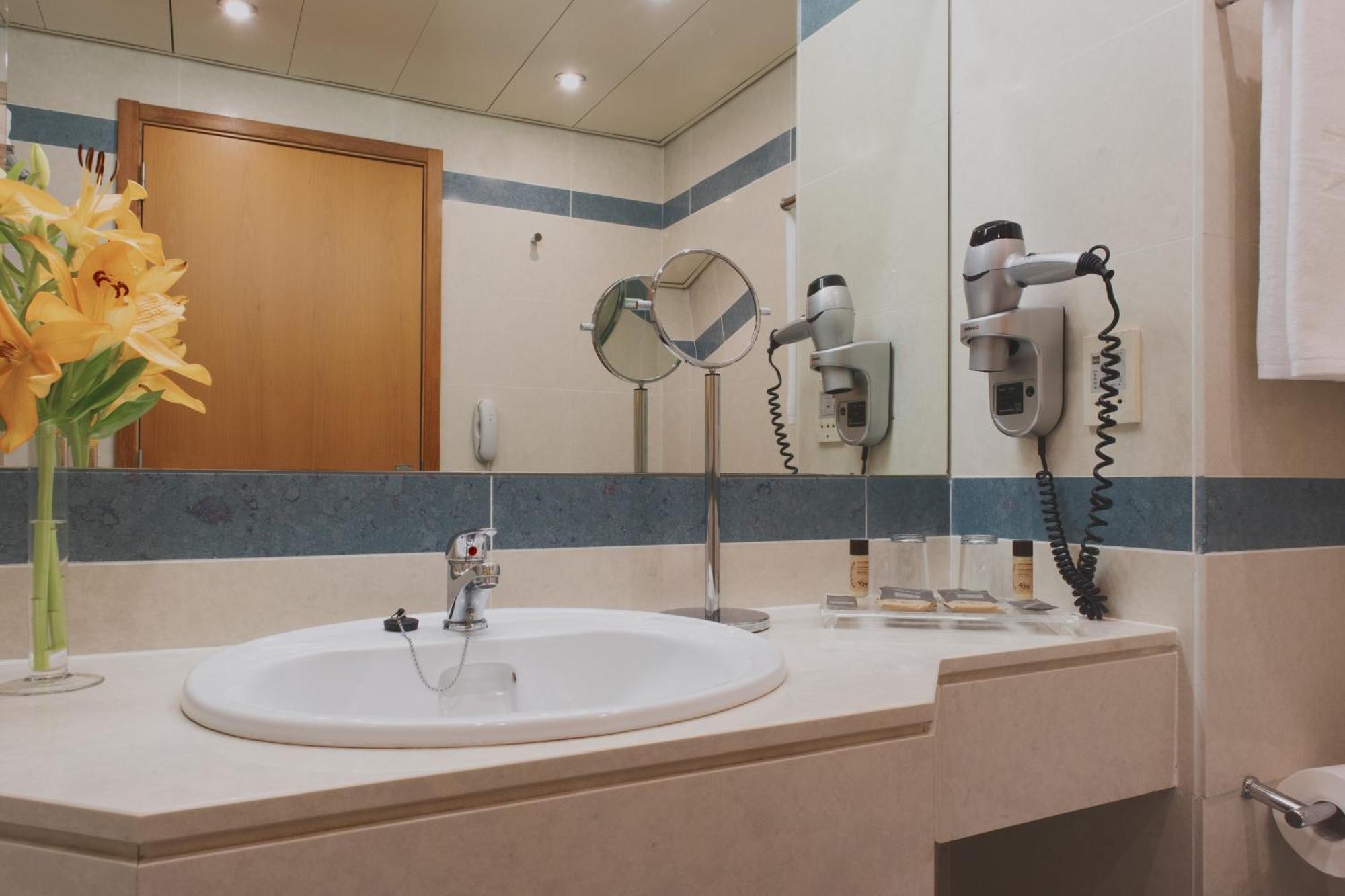 Sana Metropolitan Hotel 4*