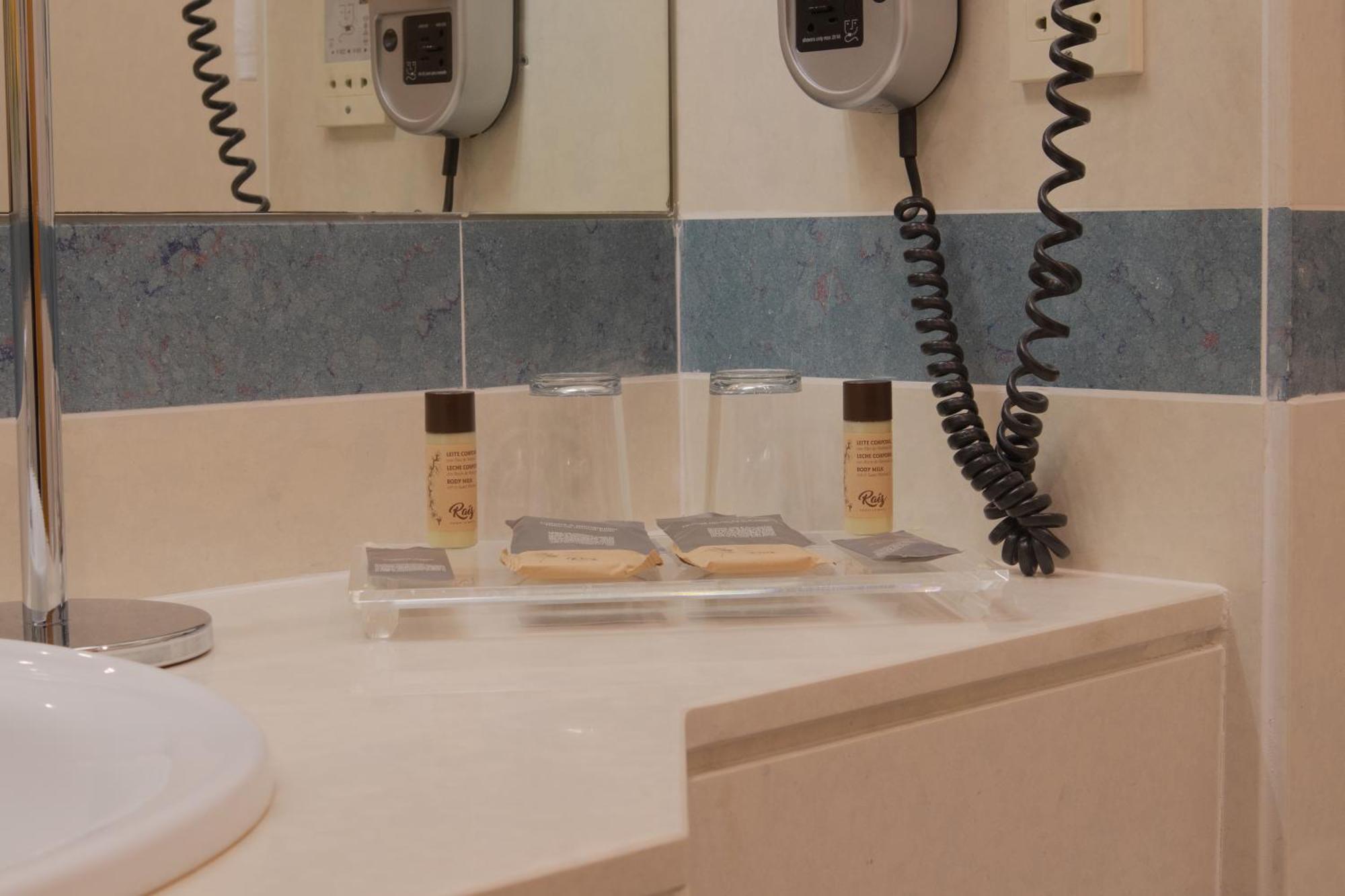 Sana Metropolitan Hotel 4*